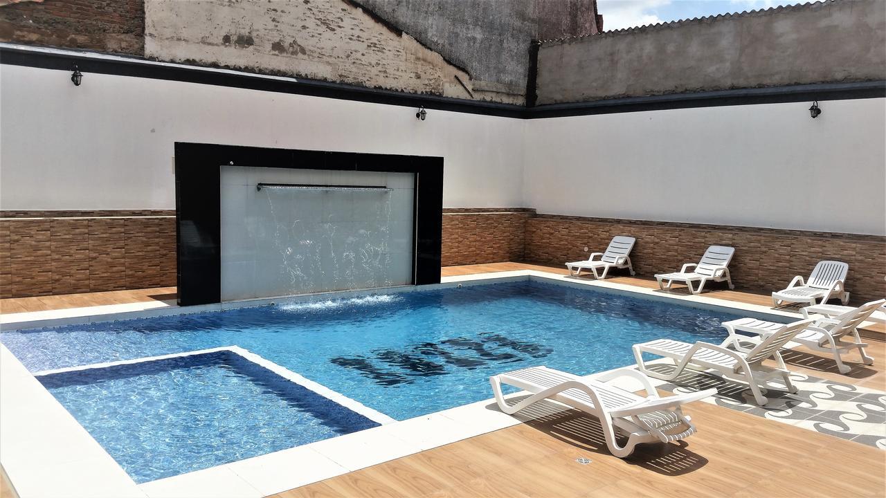 Hostal Ibiza Santa Cruz de La Sierra Exterior foto